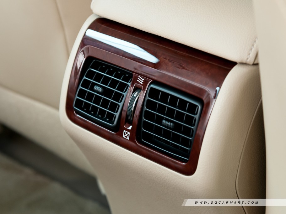 https://i.i-sgcm.com/new_cars/cars/11137/11137_g33