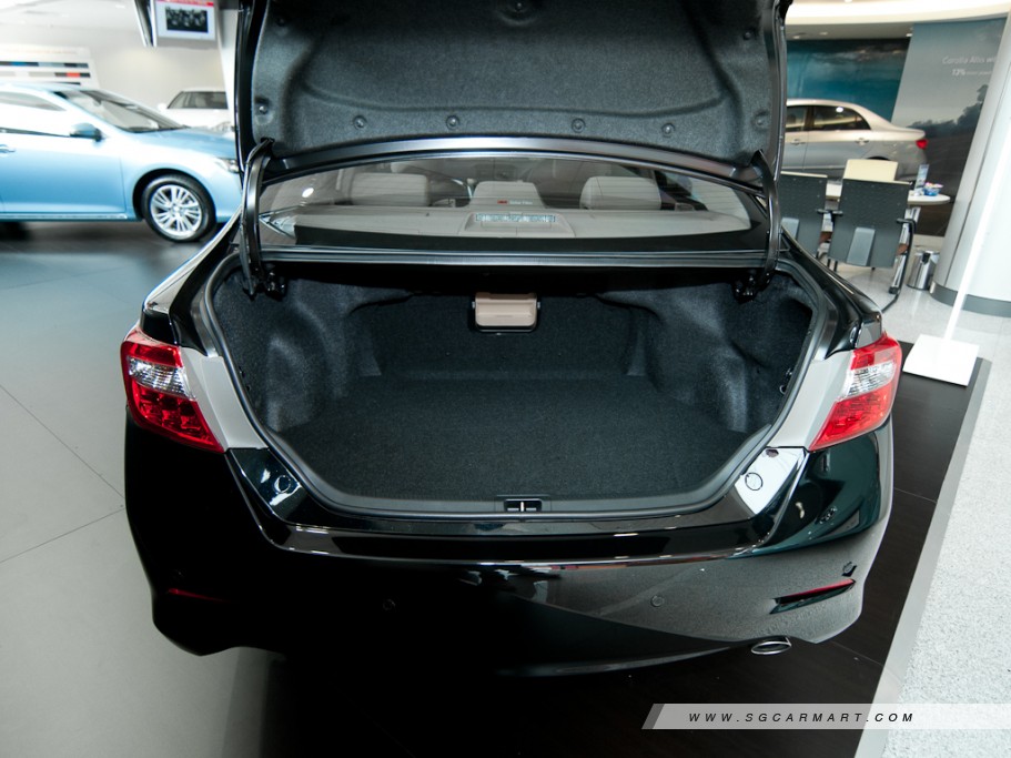 https://i.i-sgcm.com/new_cars/cars/11137/11137_g34