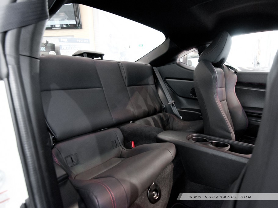 https://i.i-sgcm.com/new_cars/cars/11142/11142_g36