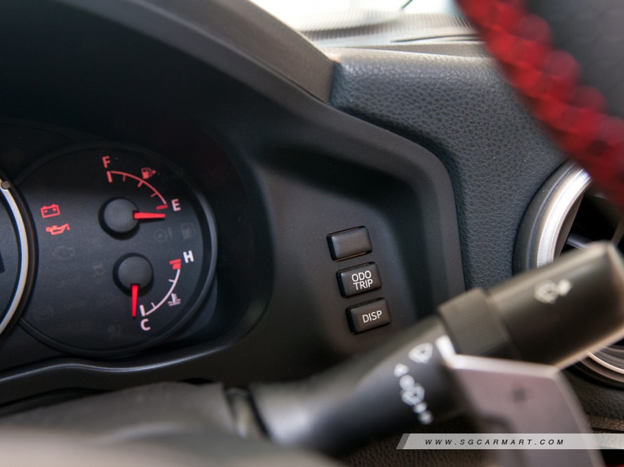 https://i.i-sgcm.com/new_cars/cars/11142/11142_g40