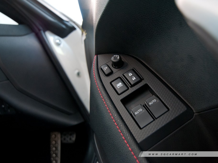 https://i.i-sgcm.com/new_cars/cars/11142/11142_g48