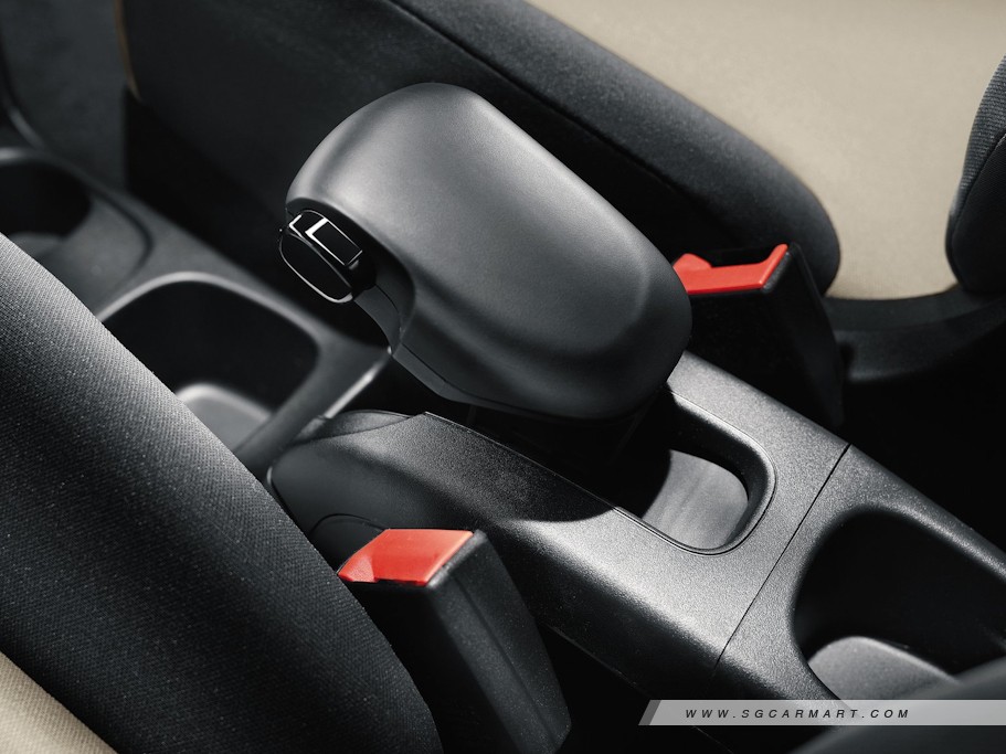 https://i.i-sgcm.com/new_cars/cars/11143/11143_g13