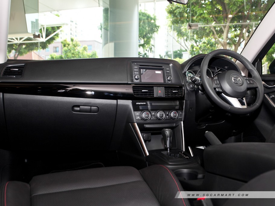 https://i.i-sgcm.com/new_cars/cars/11144/11144_g37