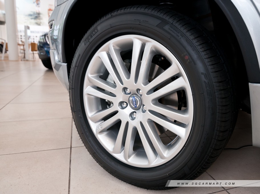https://i.i-sgcm.com/new_cars/cars/11146/11146_g13