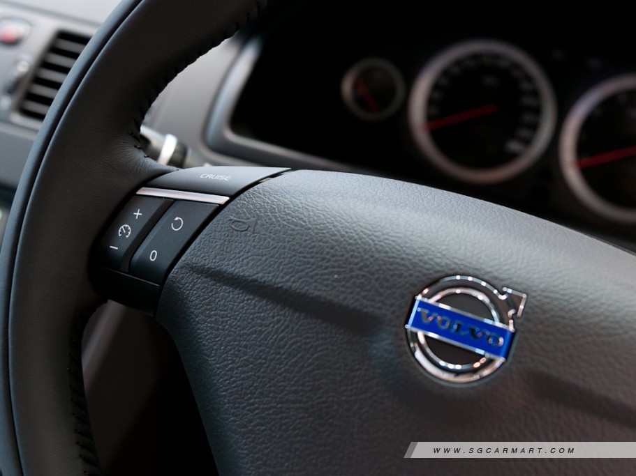 https://i.i-sgcm.com/new_cars/cars/11146/11146_g21