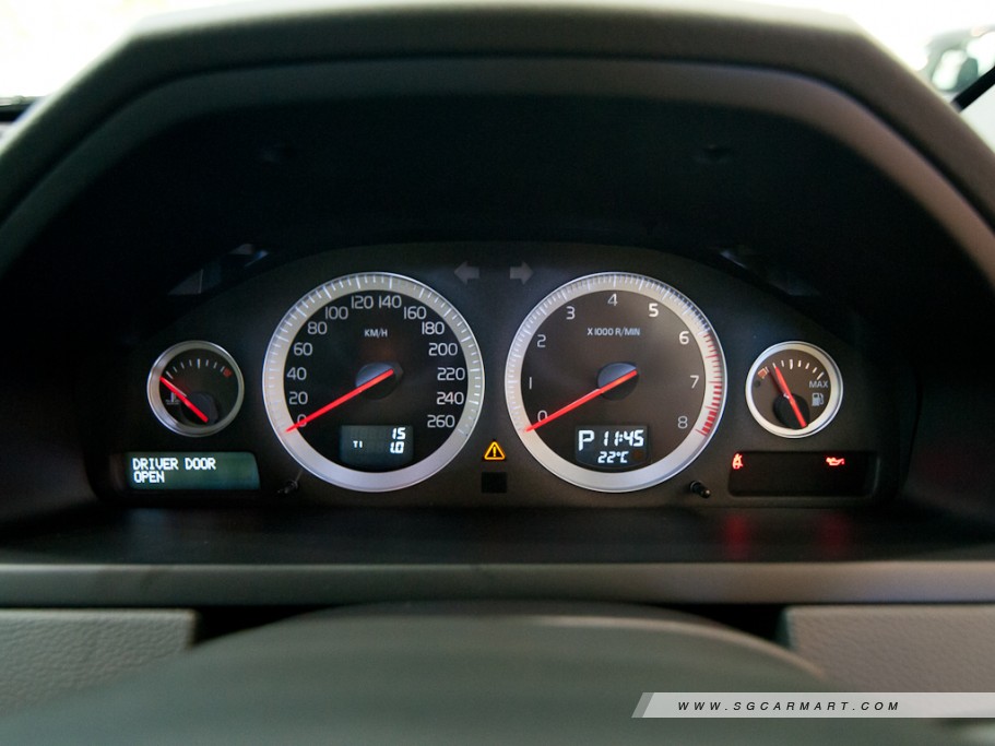 https://i.i-sgcm.com/new_cars/cars/11146/11146_g23