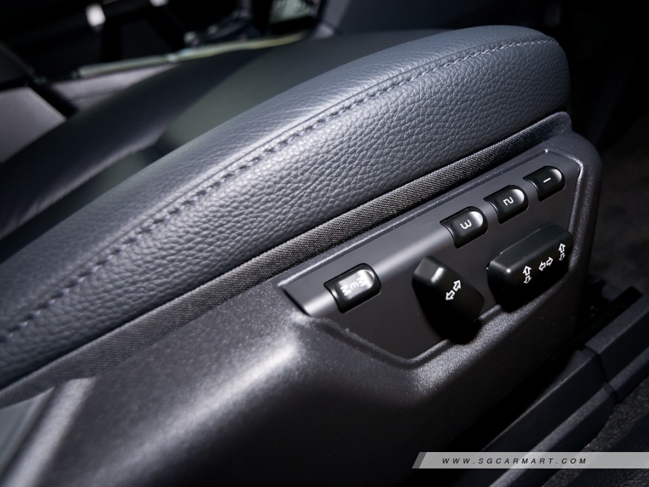 https://i.i-sgcm.com/new_cars/cars/11146/11146_g26