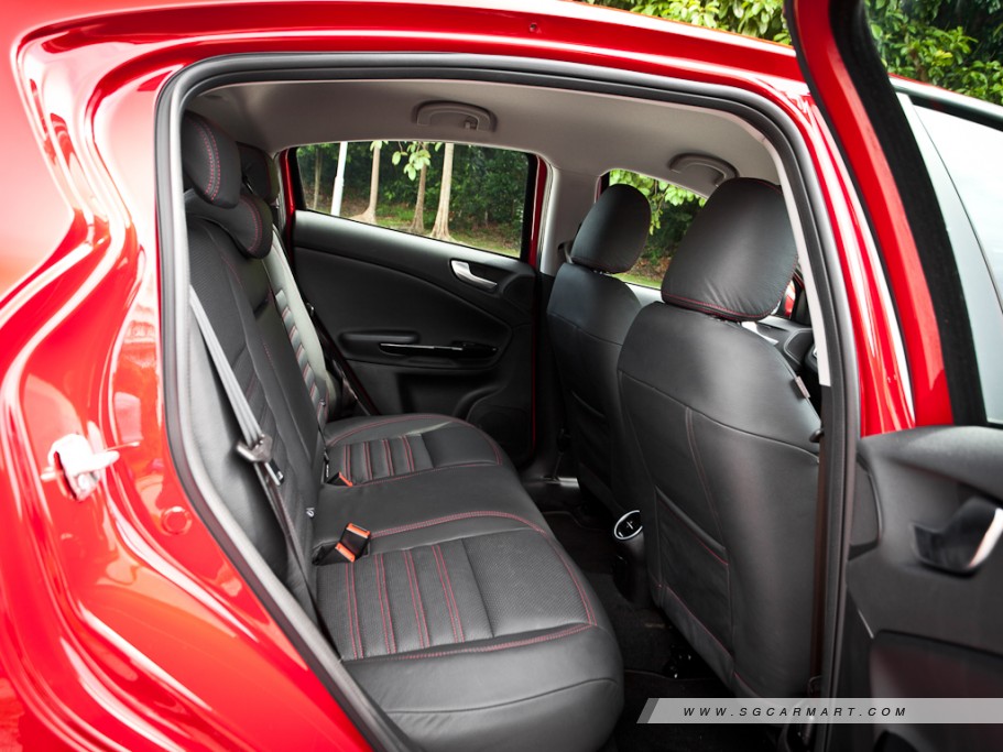 https://i.i-sgcm.com/new_cars/cars/11148/11148_g22