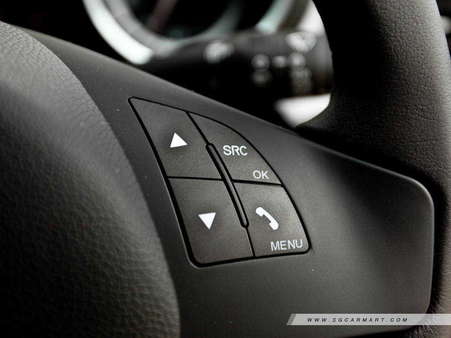https://i.i-sgcm.com/new_cars/cars/11148/11148_g27
