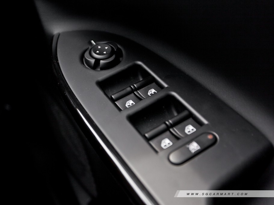 https://i.i-sgcm.com/new_cars/cars/11148/11148_g35
