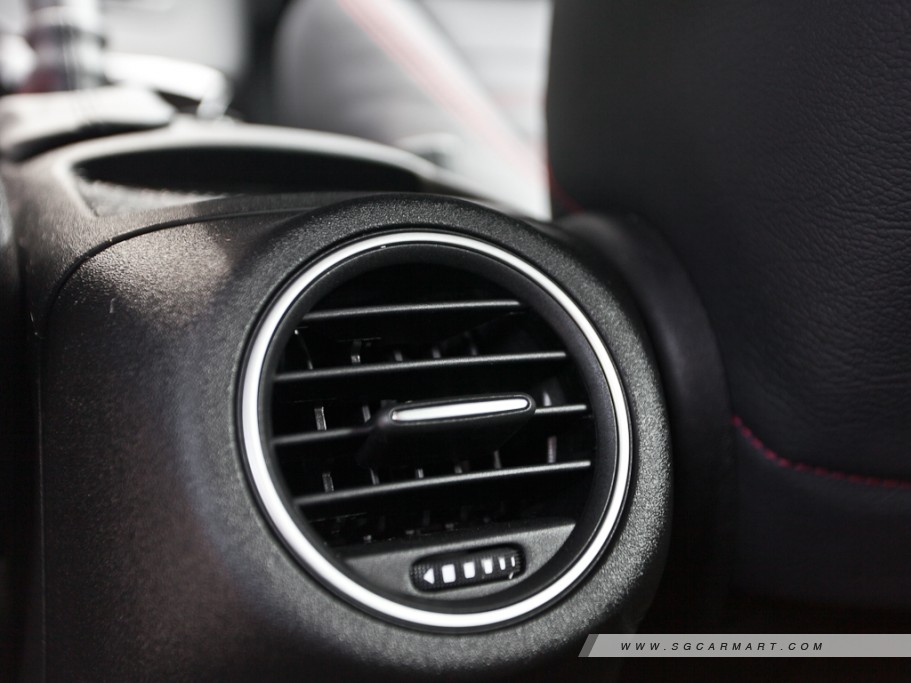 https://i.i-sgcm.com/new_cars/cars/11148/11148_g37
