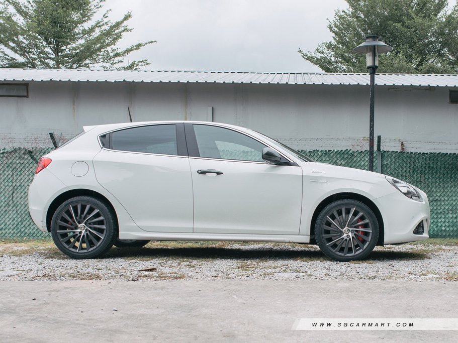 https://i.i-sgcm.com/new_cars/cars/11148/11148_g43