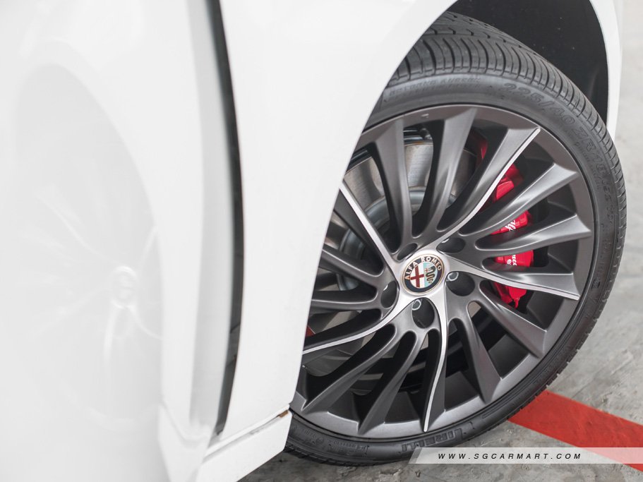 https://i.i-sgcm.com/new_cars/cars/11148/11148_g50