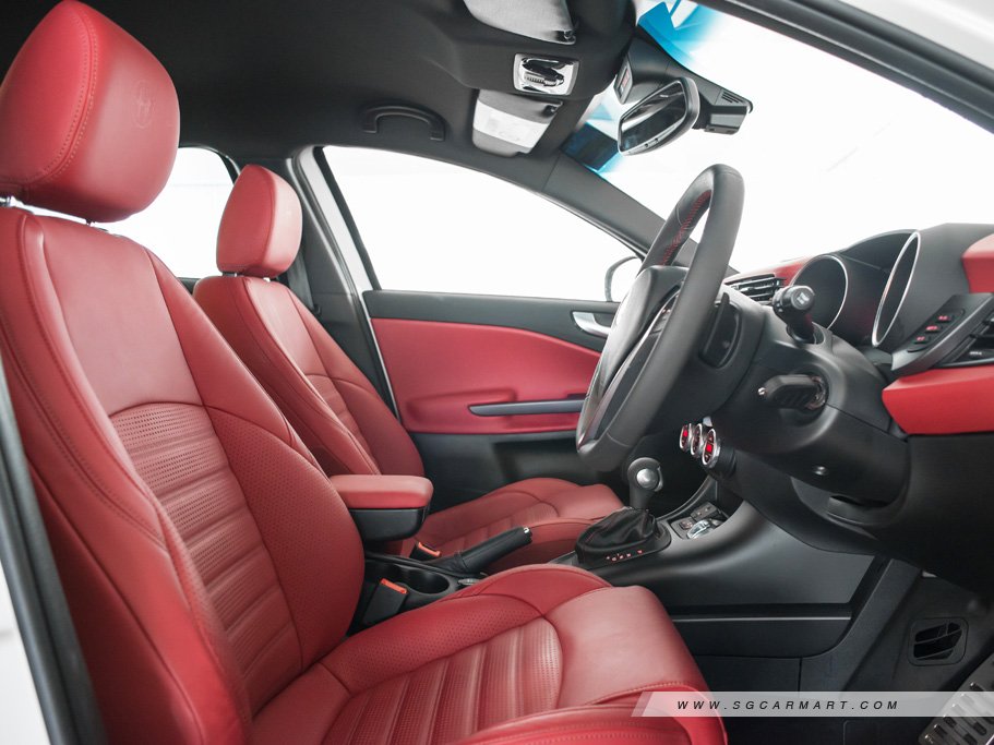 https://i.i-sgcm.com/new_cars/cars/11148/11148_g53