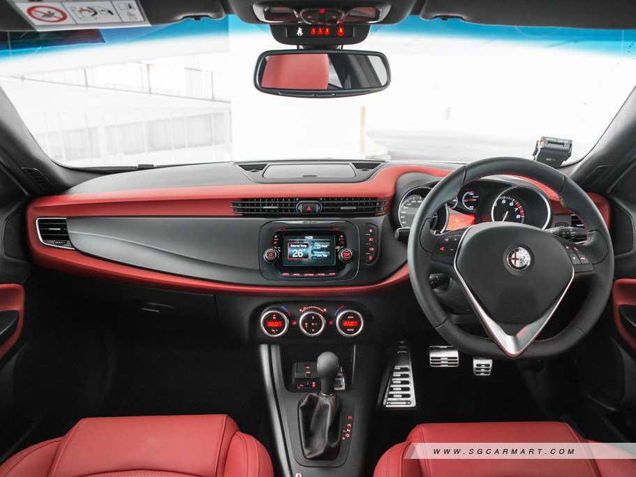 https://i.i-sgcm.com/new_cars/cars/11148/11148_g55