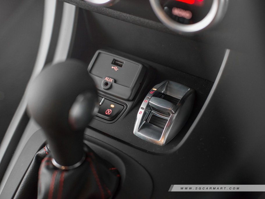 https://i.i-sgcm.com/new_cars/cars/11148/11148_g61