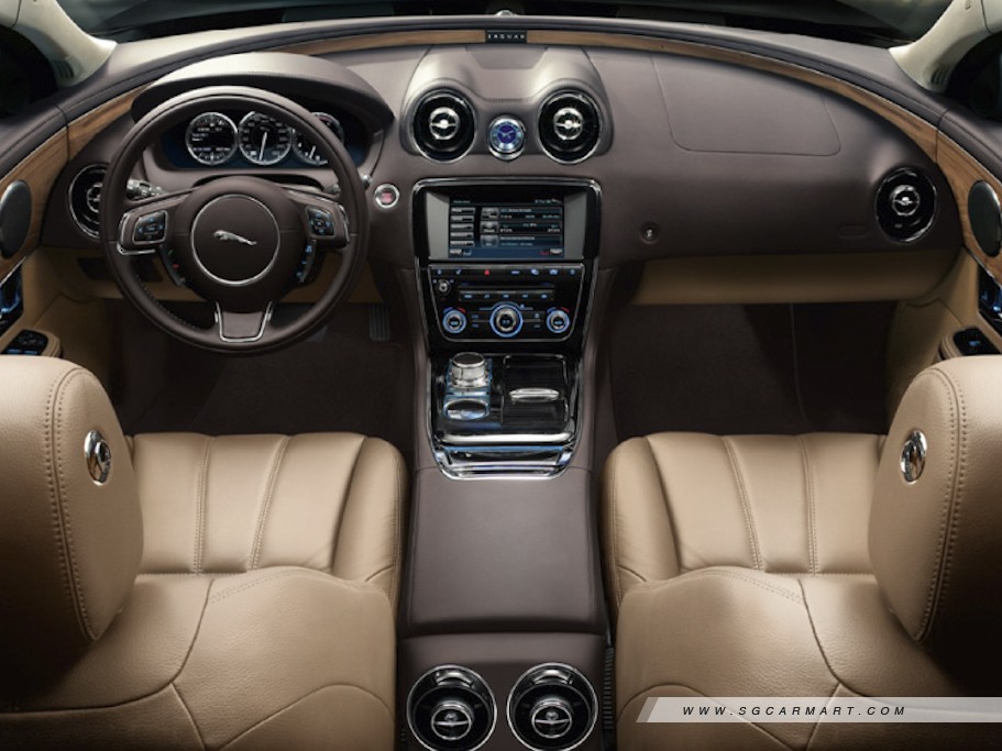 https://i.i-sgcm.com/new_cars/cars/11152/11152_g7