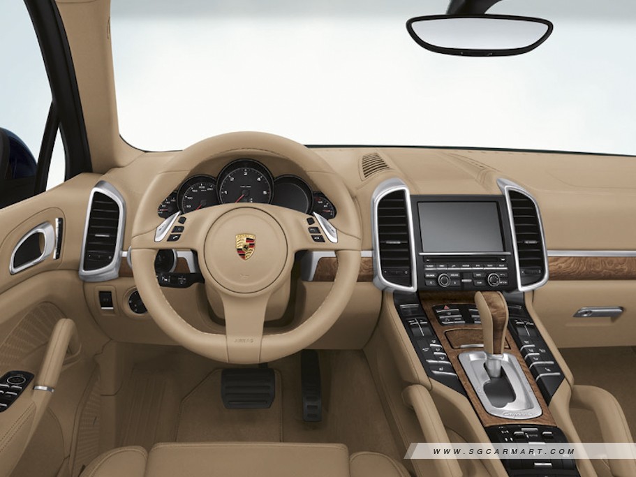 https://i.i-sgcm.com/new_cars/cars/11154/11154_g9