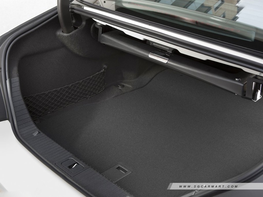 https://i.i-sgcm.com/new_cars/cars/11155/11155_g12