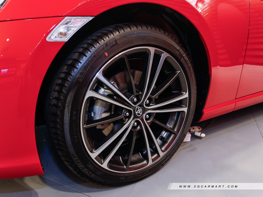 https://i.i-sgcm.com/new_cars/cars/11167/11167_g59