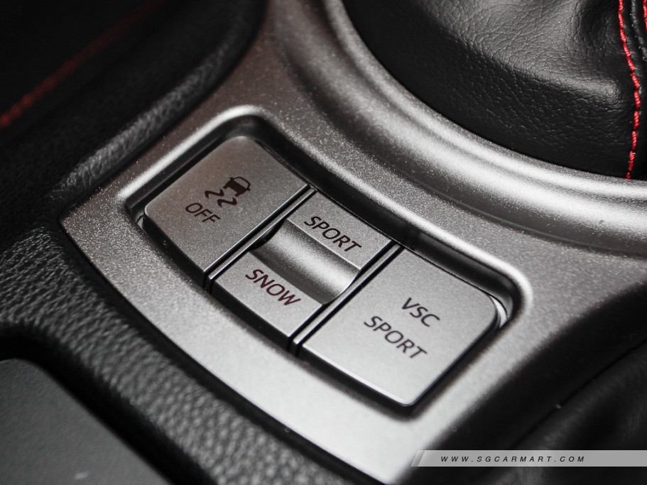https://i.i-sgcm.com/new_cars/cars/11167/11167_g75
