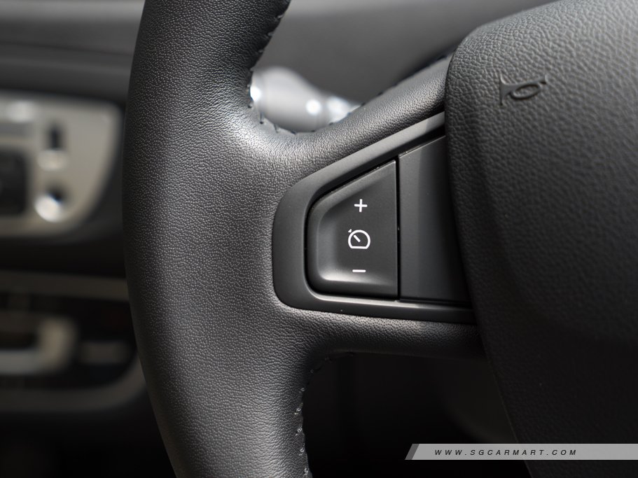 https://i.i-sgcm.com/new_cars/cars/11170/11170_g21