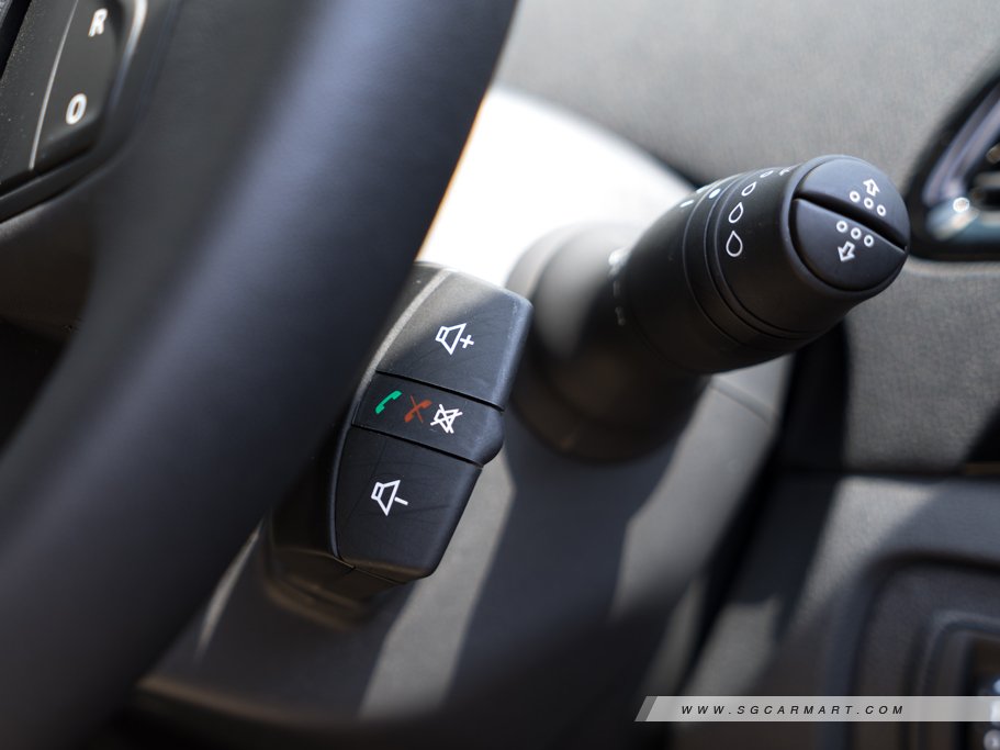 https://i.i-sgcm.com/new_cars/cars/11170/11170_g25