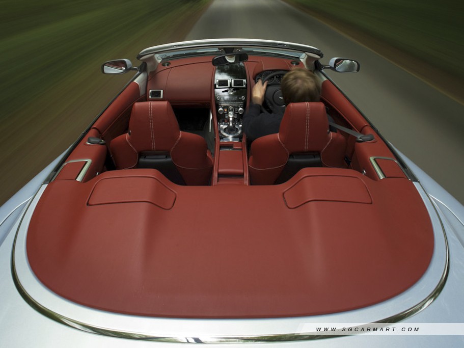 https://i.i-sgcm.com/new_cars/cars/11174/11174_g11