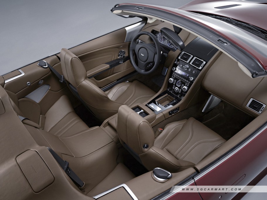 https://i.i-sgcm.com/new_cars/cars/11174/11174_g13