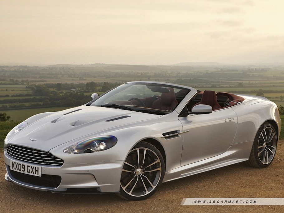 https://i.i-sgcm.com/new_cars/cars/11174/11174_g1