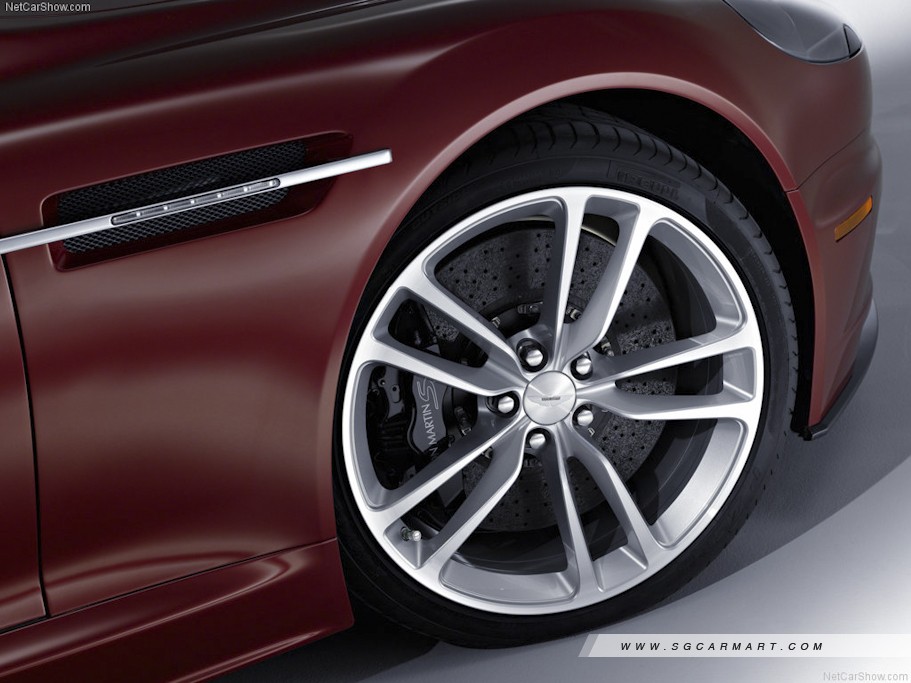 https://i.i-sgcm.com/new_cars/cars/11174/11174_g8