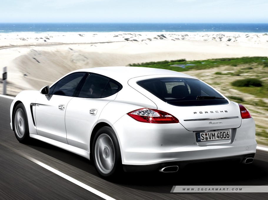 https://i.i-sgcm.com/new_cars/cars/11177/11177_g11