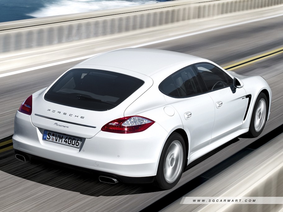 https://i.i-sgcm.com/new_cars/cars/11177/11177_g7