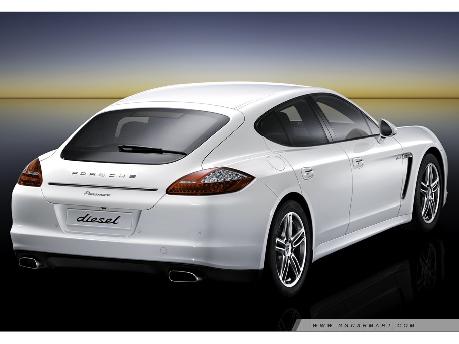 https://i.i-sgcm.com/new_cars/cars/11177/11177_g9