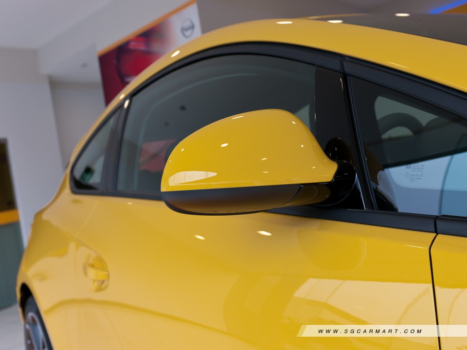 https://i.i-sgcm.com/new_cars/cars/11180/11180_g13