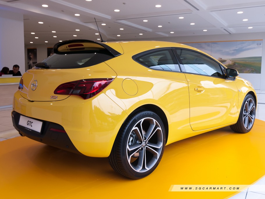 https://i.i-sgcm.com/new_cars/cars/11180/11180_g6