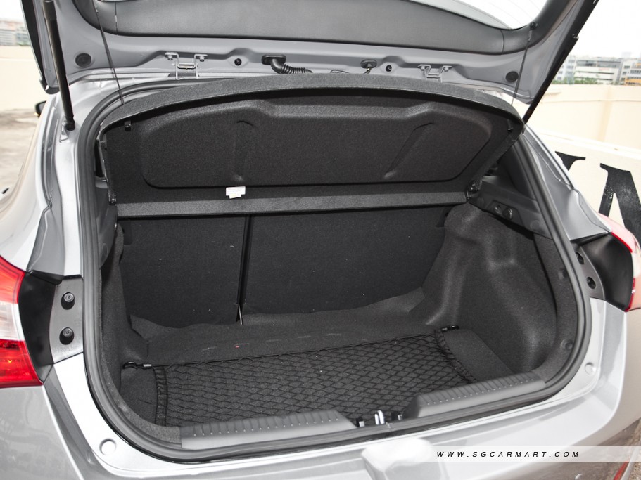 https://i.i-sgcm.com/new_cars/cars/11189/11189_g79