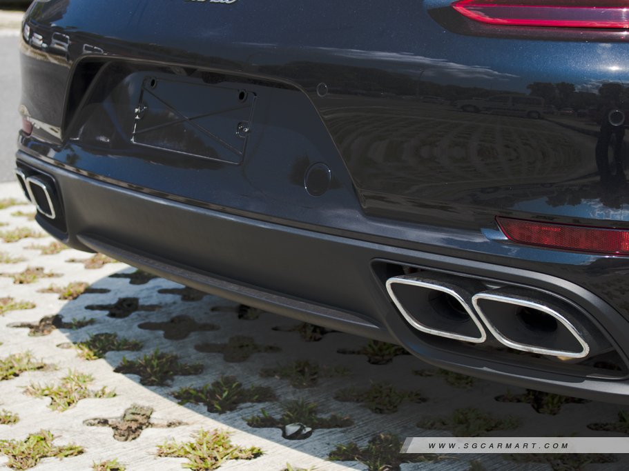 https://i.i-sgcm.com/new_cars/cars/11190/11190_g15