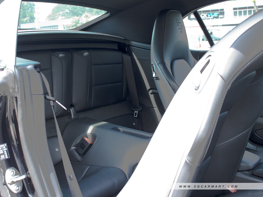 https://i.i-sgcm.com/new_cars/cars/11190/11190_g17