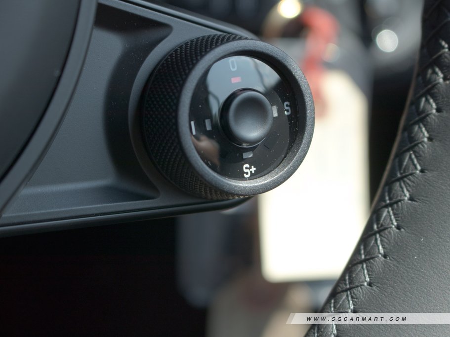 https://i.i-sgcm.com/new_cars/cars/11190/11190_g21