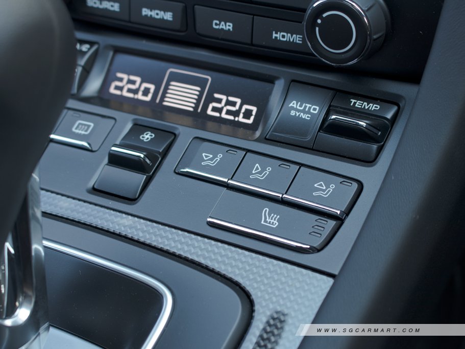 https://i.i-sgcm.com/new_cars/cars/11190/11190_g26