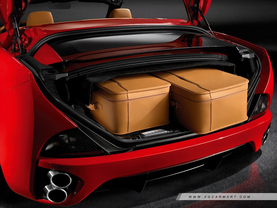 https://i.i-sgcm.com/new_cars/cars/11194/11194_g21