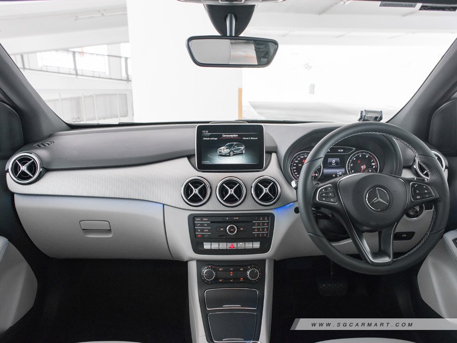 https://i.i-sgcm.com/new_cars/cars/11195/11195_g36