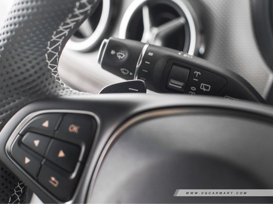 https://i.i-sgcm.com/new_cars/cars/11195/11195_g38