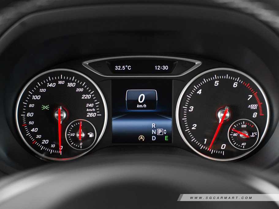 https://i.i-sgcm.com/new_cars/cars/11195/11195_g39