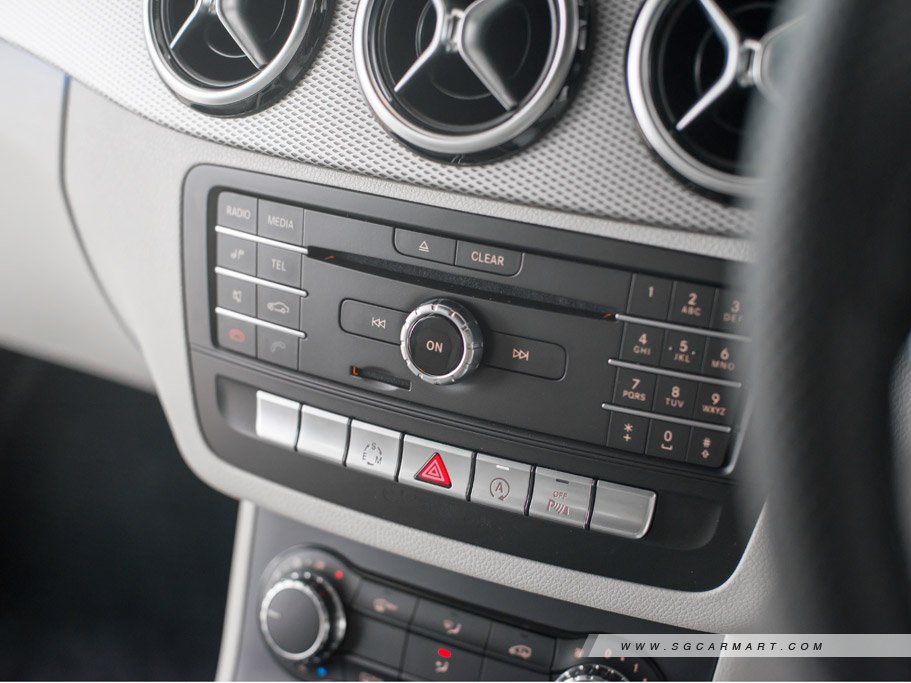 https://i.i-sgcm.com/new_cars/cars/11195/11195_g41