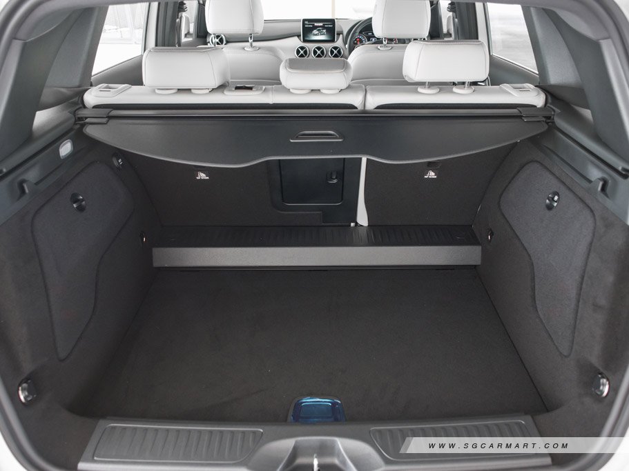 https://i.i-sgcm.com/new_cars/cars/11195/11195_g43