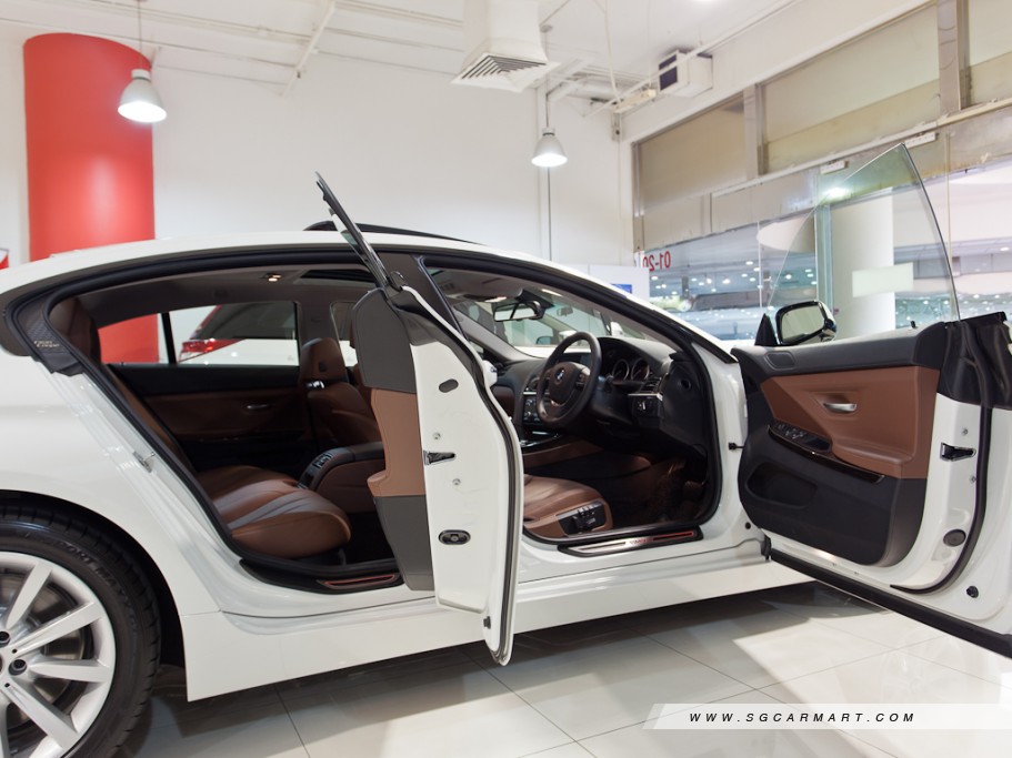 https://i.i-sgcm.com/new_cars/cars/11196/11196_g10