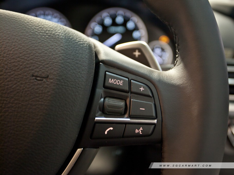 https://i.i-sgcm.com/new_cars/cars/11196/11196_g19