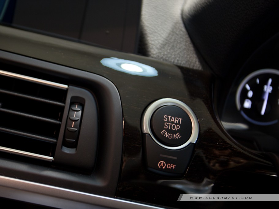 https://i.i-sgcm.com/new_cars/cars/11196/11196_g21
